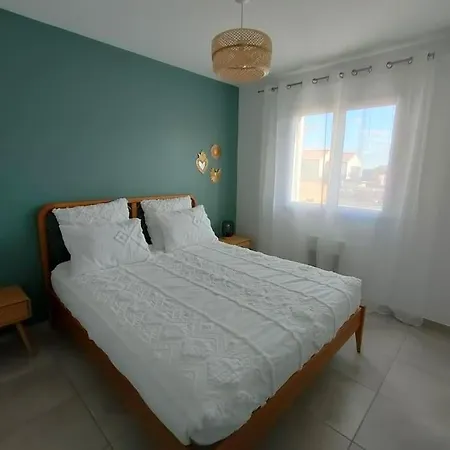 Petit Cocon Ardechois Climatisation Piscine Privee Hébergement de vacances Joyeuse